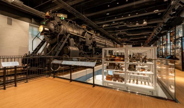 Hamilton Collections Gallery - Empty Gallery 4