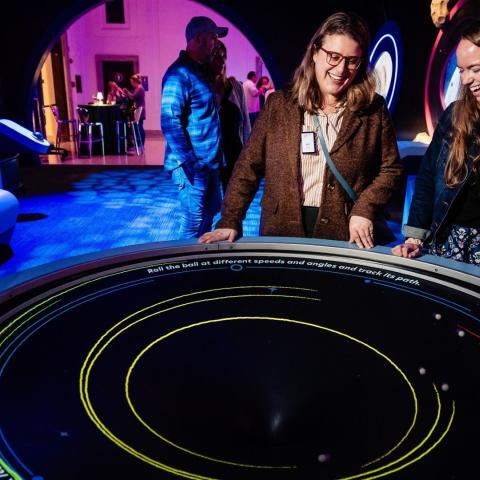 Wondrous Space Adult Gravity Well