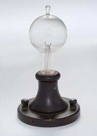 Edisons-Light-Bulb